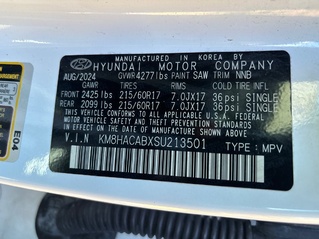 2025 Hyundai KONA SE