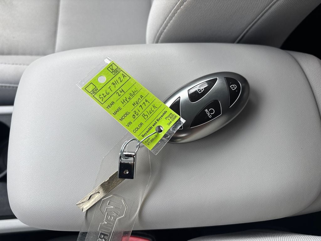 2024 Hyundai KONA SEL