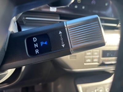 2027 Hyundai KONA SEL Premium