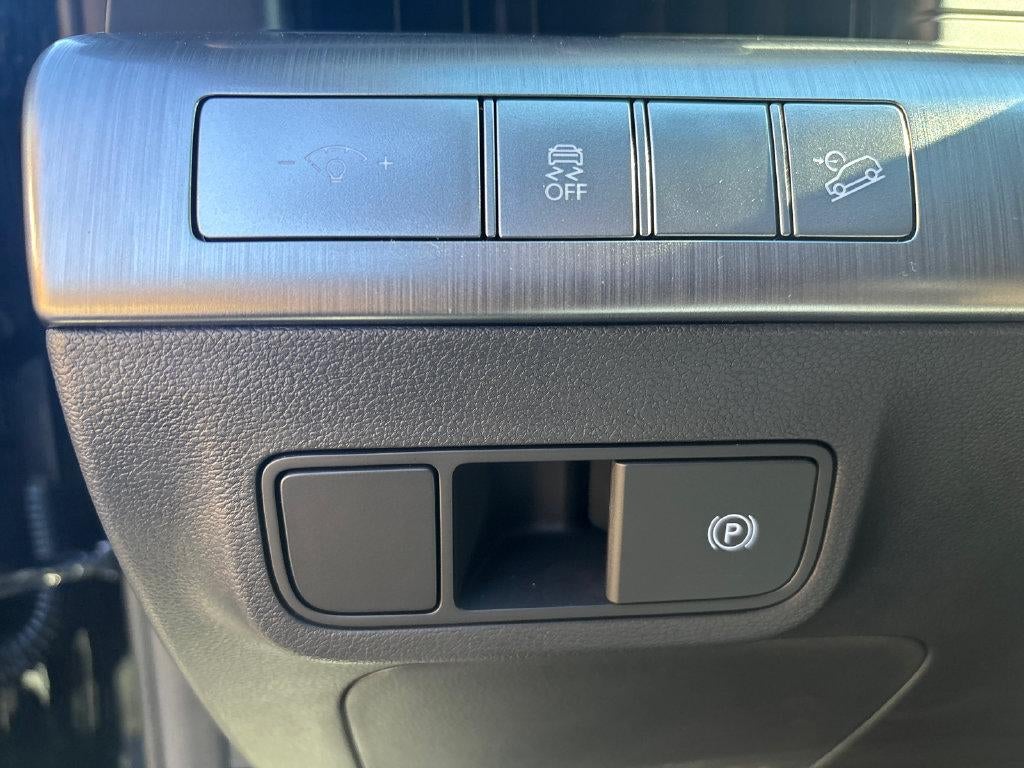 2027 Hyundai KONA SEL Premium