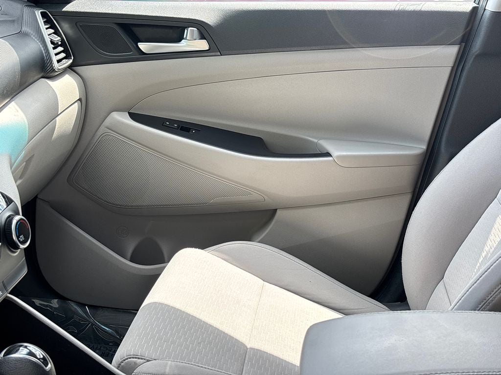 2020 Hyundai TUCSON SE
