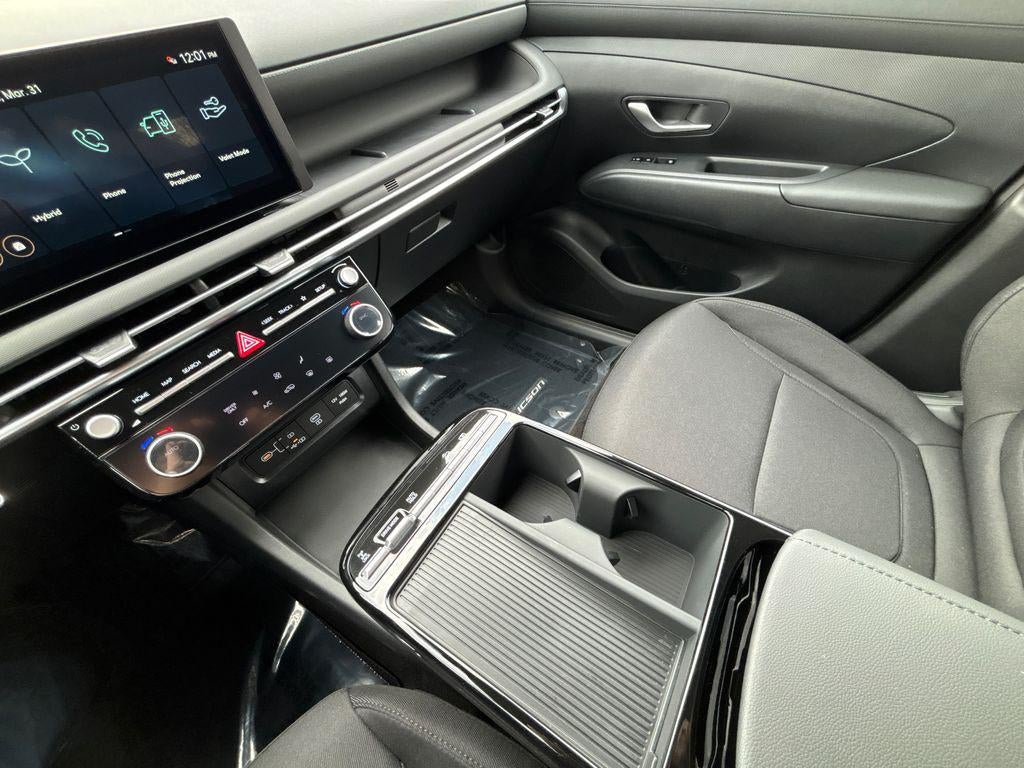 2026 Hyundai TUCSON HYBRID Blue SE