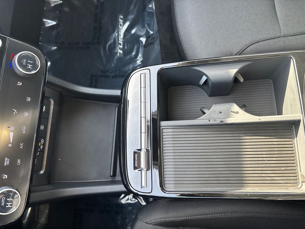 2026 Hyundai TUCSON HYBRID SEL