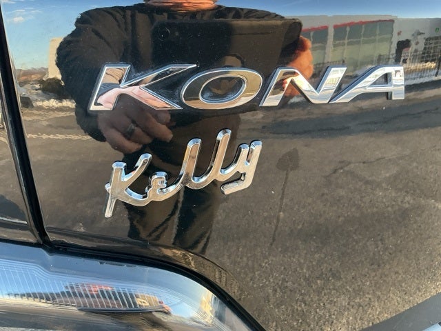 2022 Hyundai KONA SEL