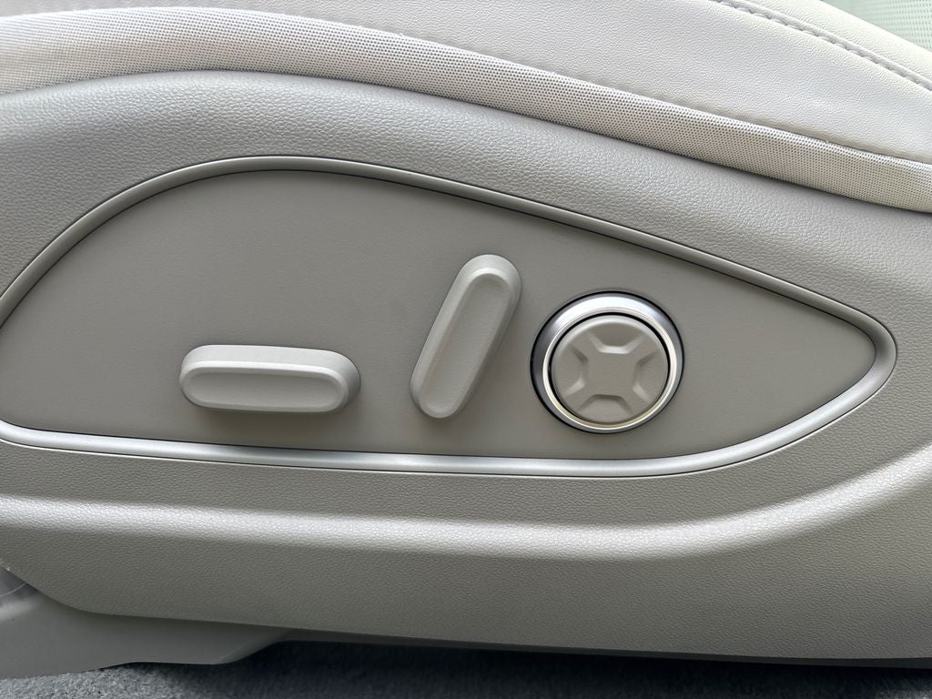2026 Hyundai PALISADE HYBRID SEL Premium 7 Passenger