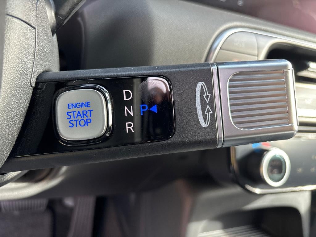 2027 Hyundai PALISADE SEL 7 Passenger
