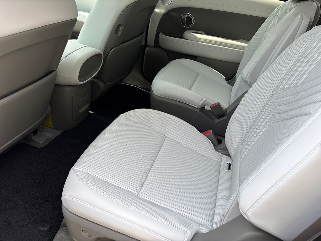 2026 Hyundai PALISADE HYBRID SEL 7 Passenger