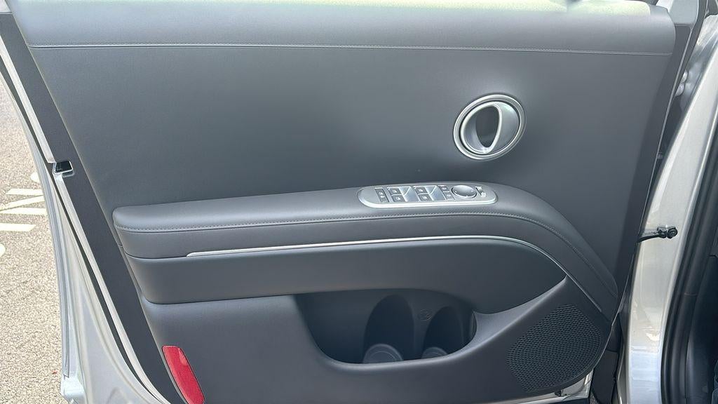 2026 Hyundai PALISADE HYBRID SEL 8 Passenger