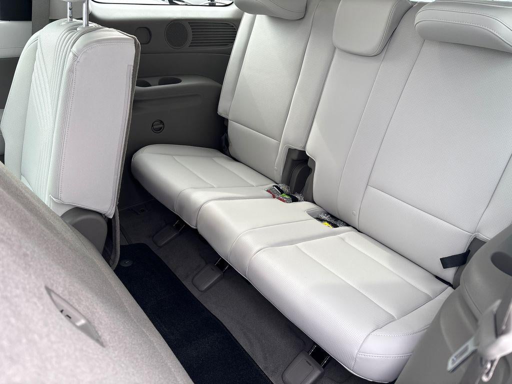 2026 Hyundai PALISADE SEL Premium 8 Passenger