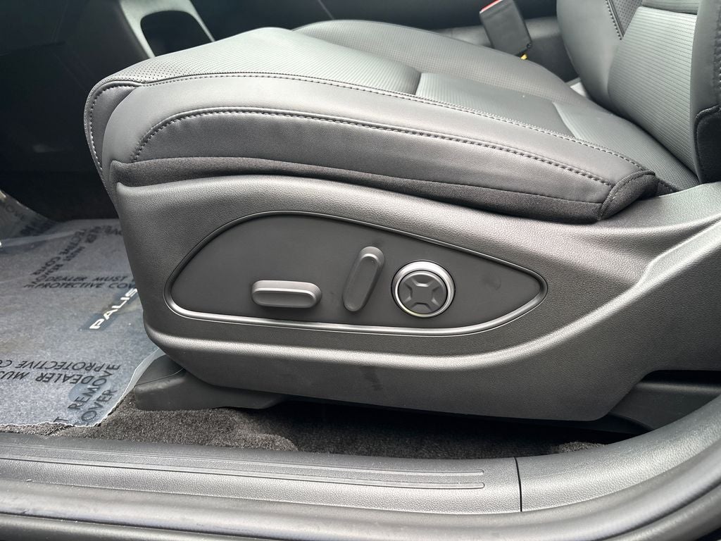 2027 Hyundai PALISADE SEL Premium 7 Passenger
