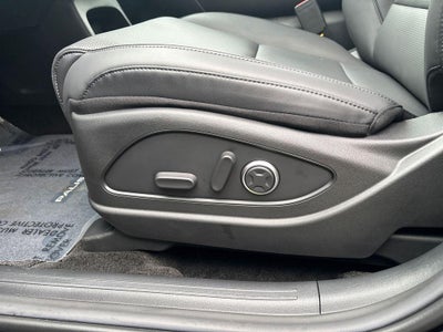 2027 Hyundai PALISADE SEL Premium 7 Passenger