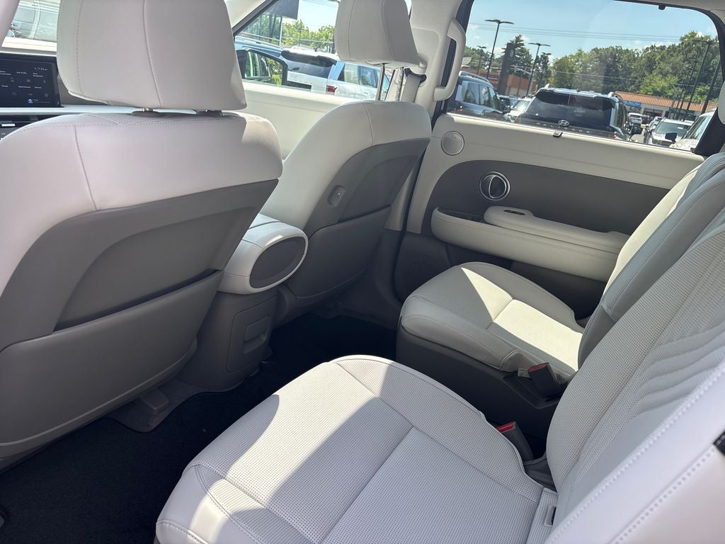 2027 Hyundai PALISADE SEL 7 Passenger