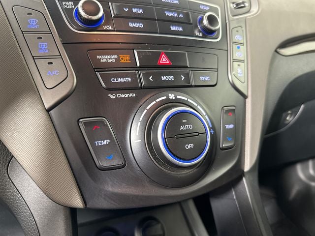 2018 Hyundai SANTA FE SE