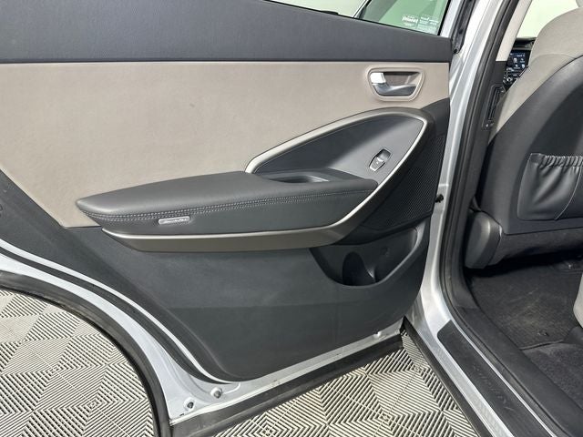 2018 Hyundai SANTA FE SE