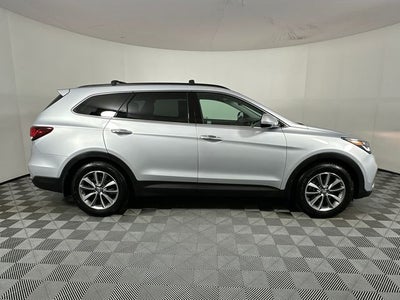 2018 Hyundai SANTA FE SE