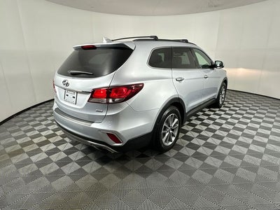 2018 Hyundai SANTA FE SE