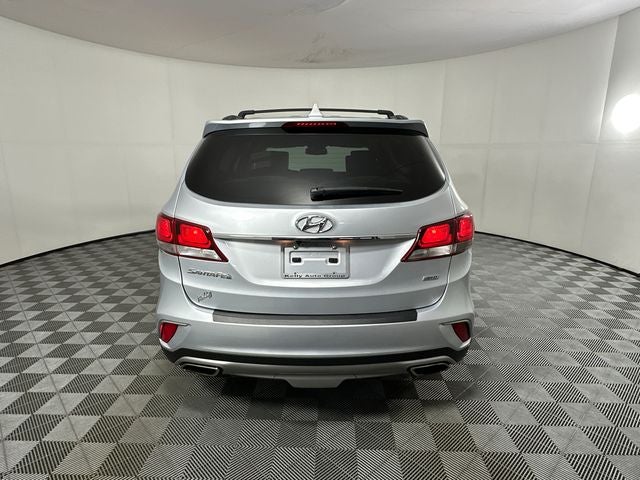 2018 Hyundai SANTA FE SE