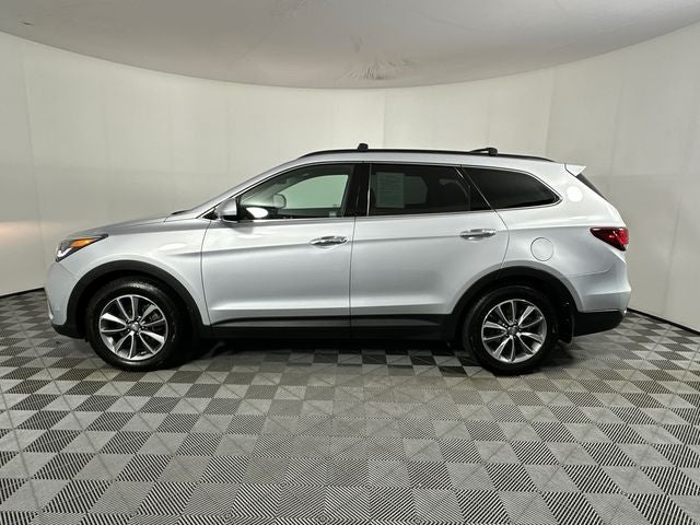 2018 Hyundai SANTA FE SE