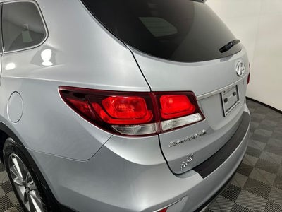 2018 Hyundai SANTA FE SE