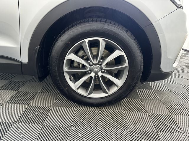 2018 Hyundai SANTA FE SE