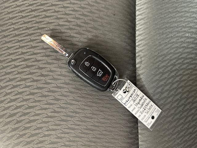 2018 Hyundai SANTA FE SE