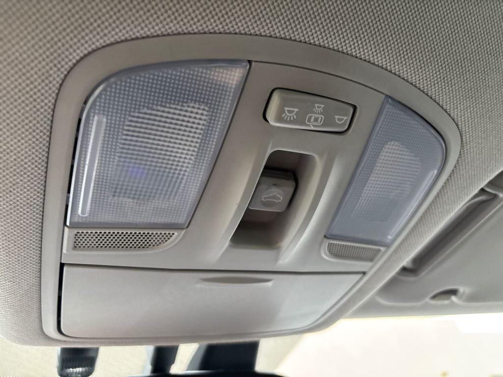 2020 Hyundai Elantra Value Edition - Photo 16