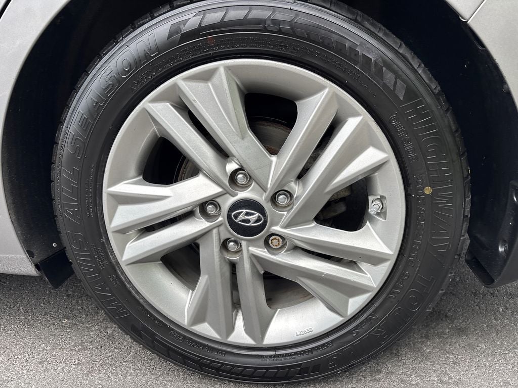 2020 Hyundai Elantra Value Edition - Photo 30