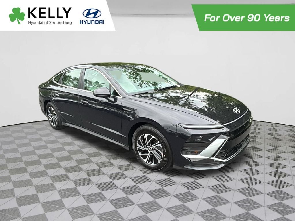 2026 Hyundai SONATA HYBRID Blue
