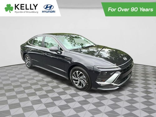 2026 Hyundai SONATA HYBRID Blue