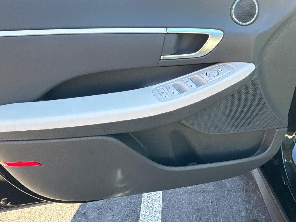 2027 Hyundai SONATA HYBRID Blue