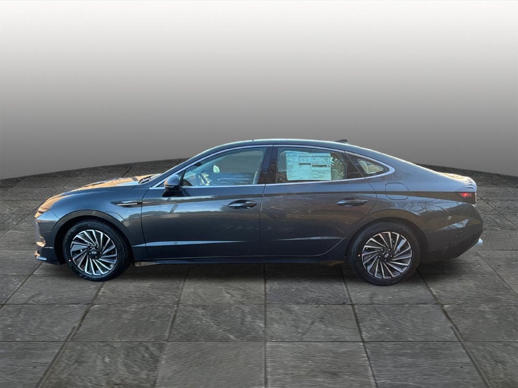 2027 Hyundai SONATA HYBRID SEL