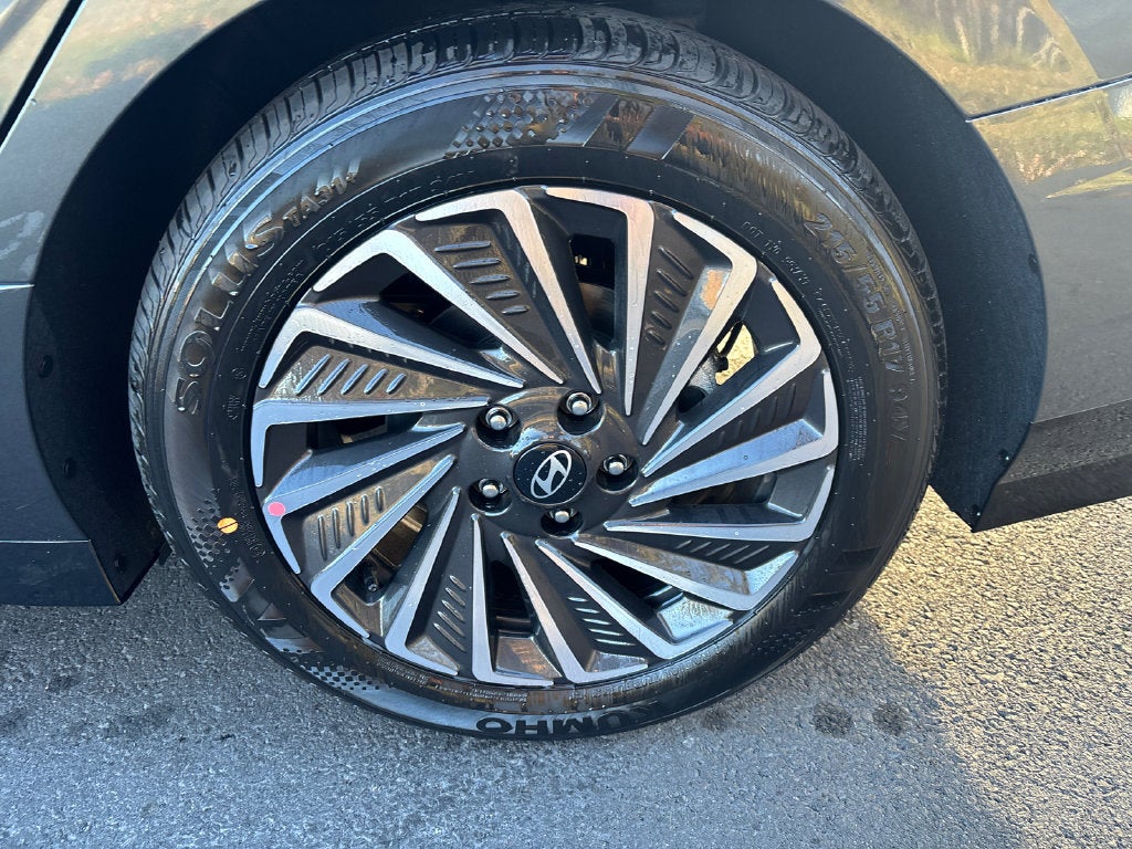 2027 Hyundai SONATA HYBRID SEL