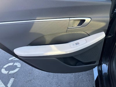 2027 Hyundai SONATA HYBRID SEL