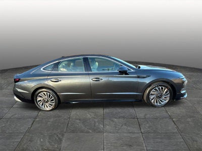 2027 Hyundai SONATA HYBRID SEL