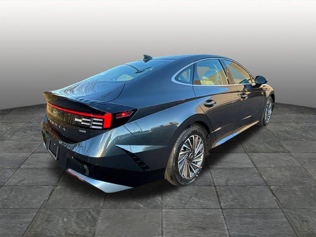 2027 Hyundai SONATA HYBRID SEL