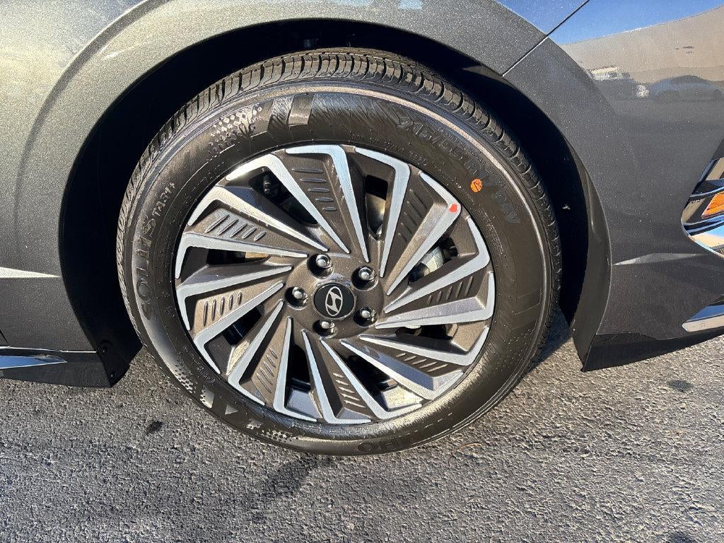 2027 Hyundai SONATA HYBRID SEL