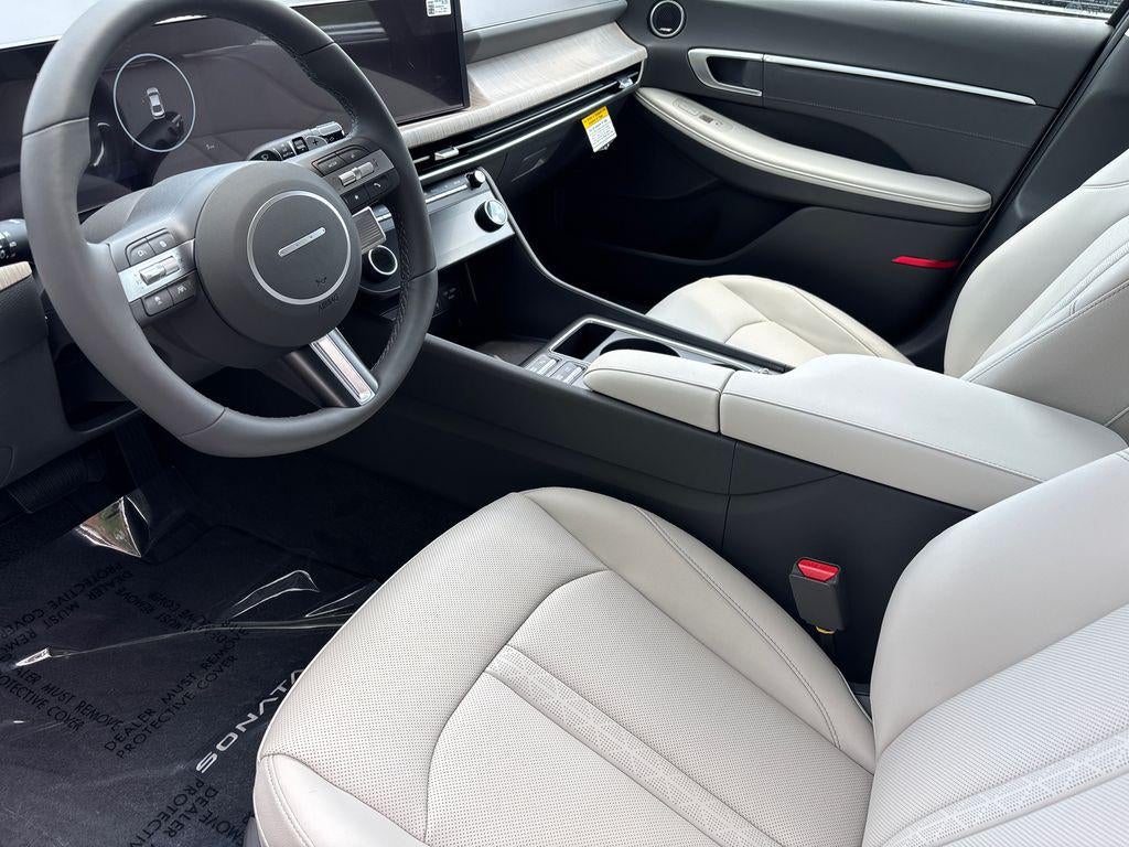 2026 Hyundai SONATA HYBRID Limited