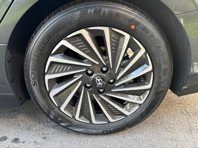 2027 Hyundai SONATA HYBRID Limited
