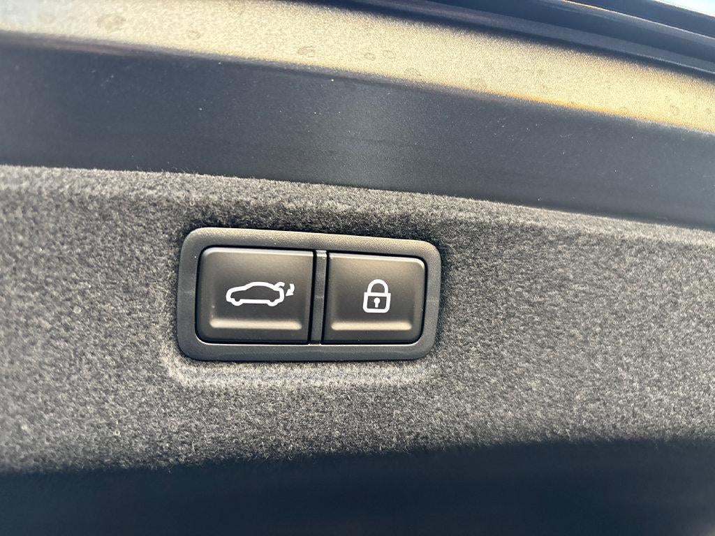 2027 Hyundai SONATA HYBRID Limited