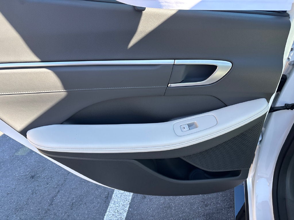 2027 Hyundai SONATA HYBRID Limited