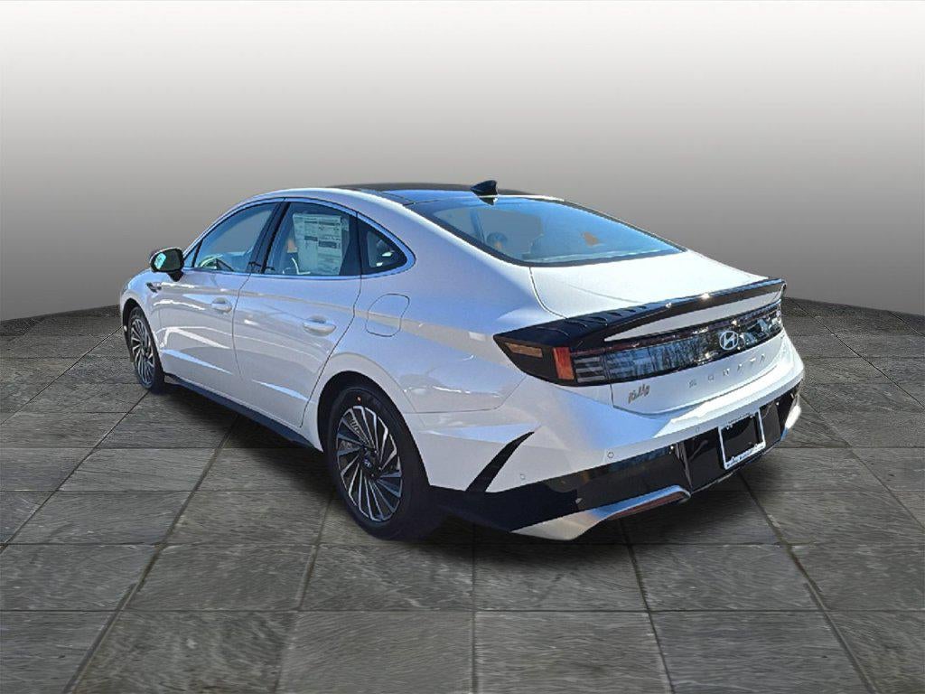 2027 Hyundai SONATA HYBRID Limited