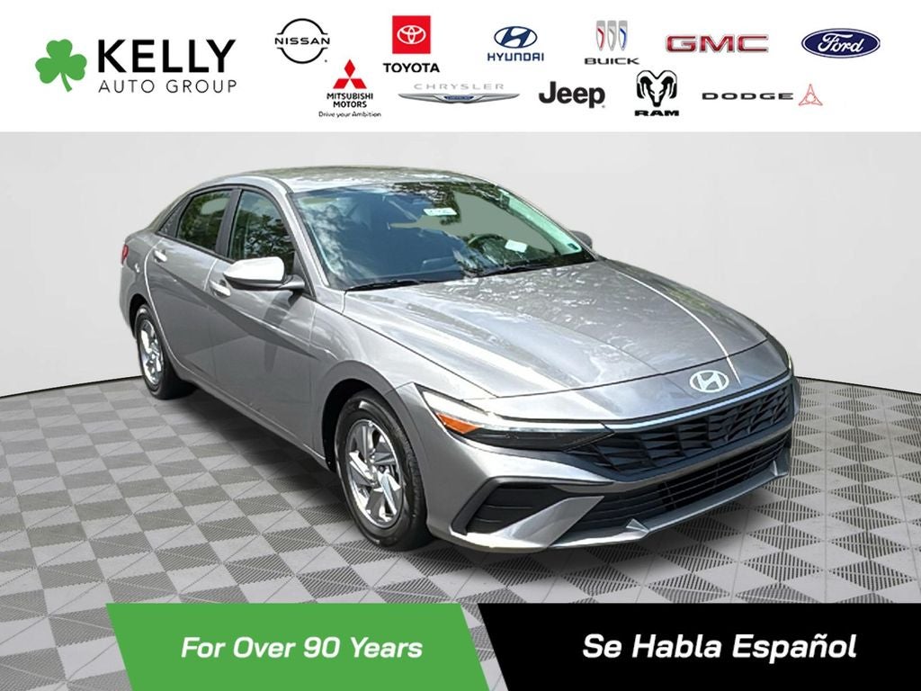 2024 Hyundai ELANTRA SE