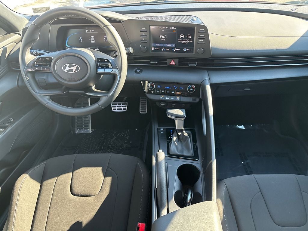 2025 Hyundai ELANTRA SEL Sport