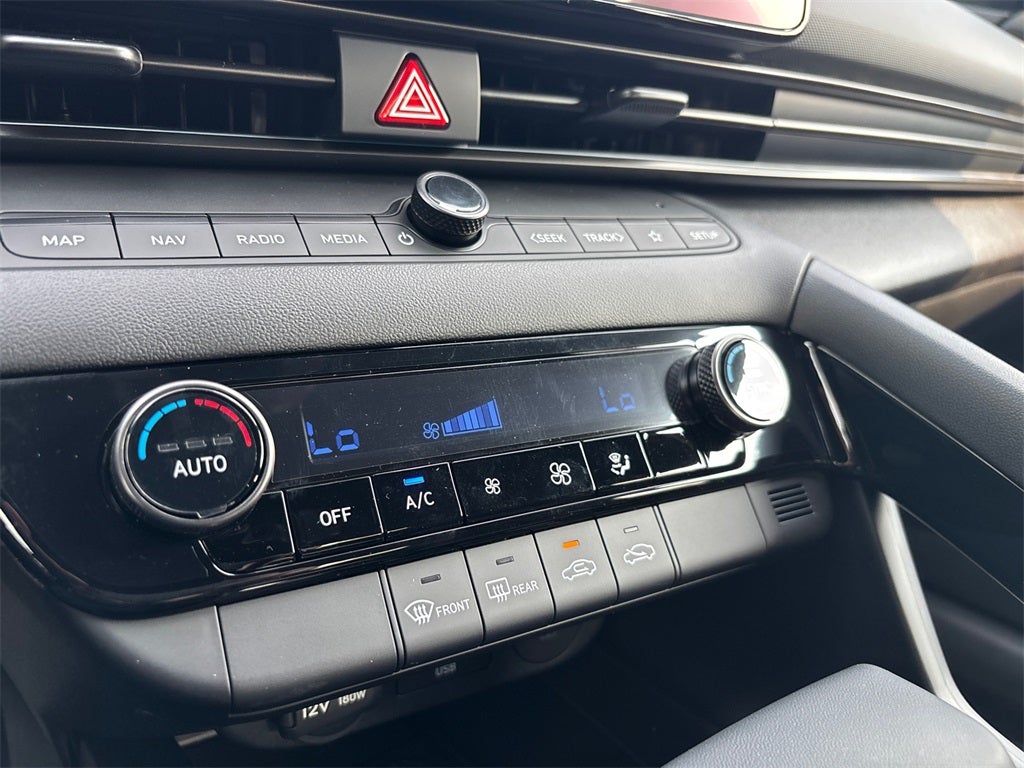 2025 Hyundai ELANTRA HYBRID SEL Sport