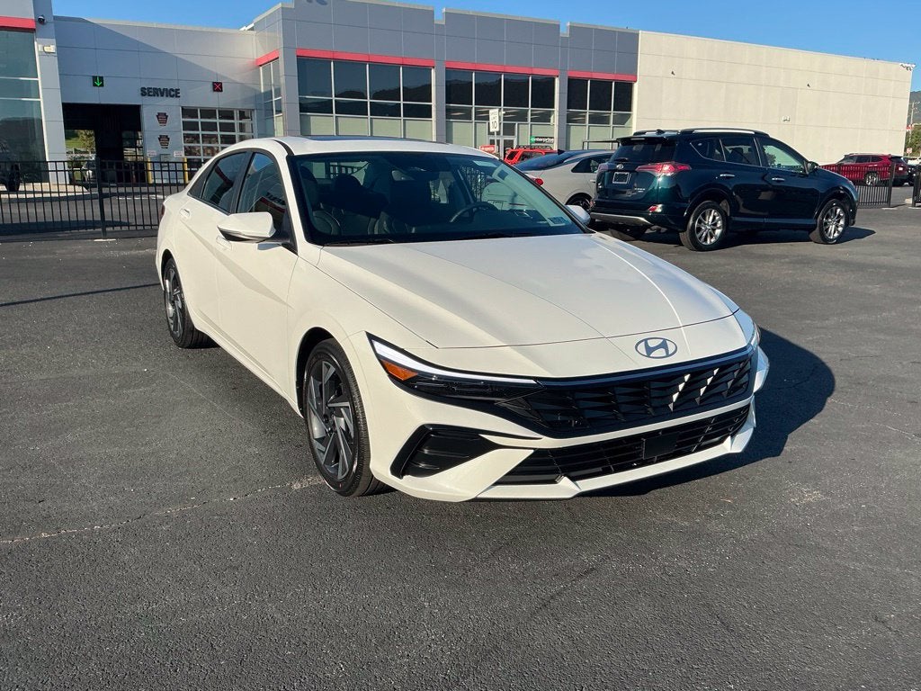 2026 Hyundai ELANTRA Limited