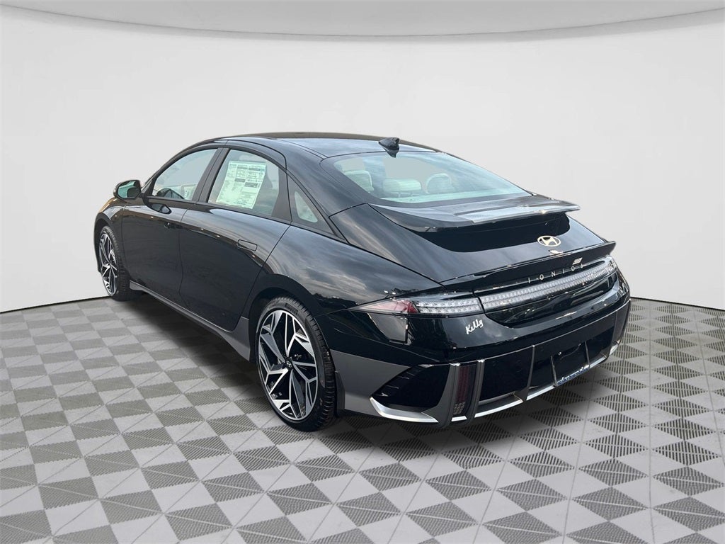 2025 Hyundai IONIQ 6 SEL