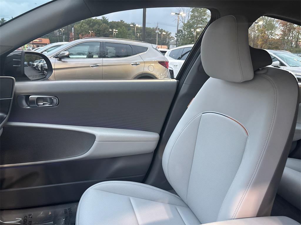 2025 Hyundai IONIQ 6 SEL