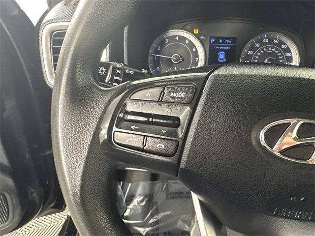 2021 Hyundai VENUE SE