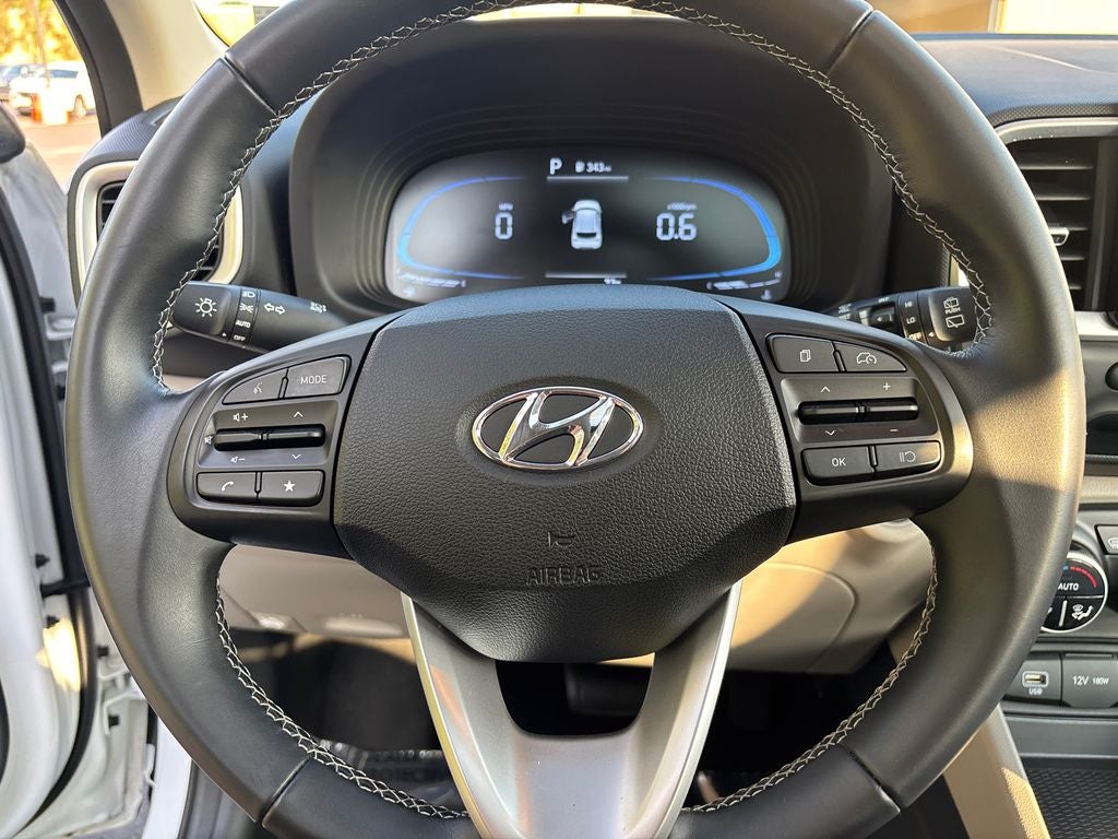 2025 Hyundai VENUE SEL