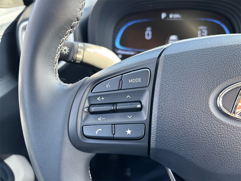 2025 Hyundai VENUE Limited